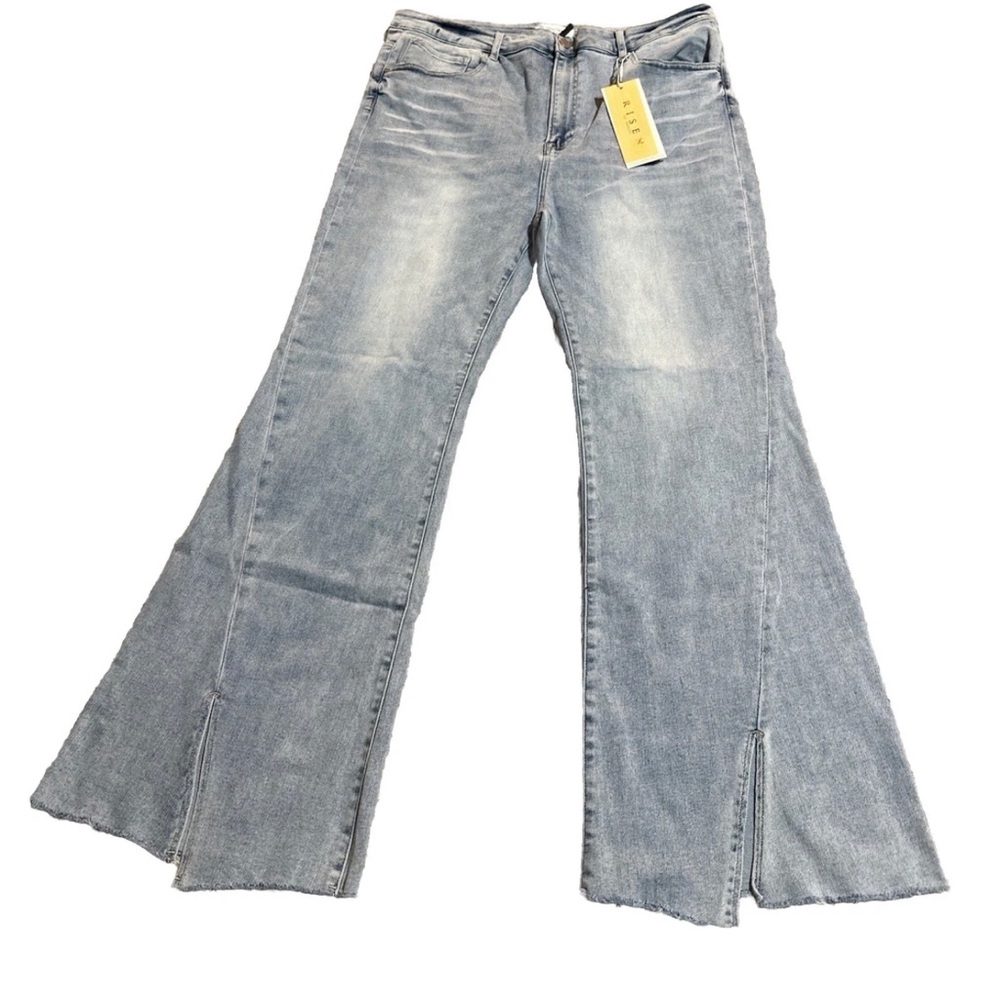 Risen Los Angeles Light Wash Flared Women's Jeans